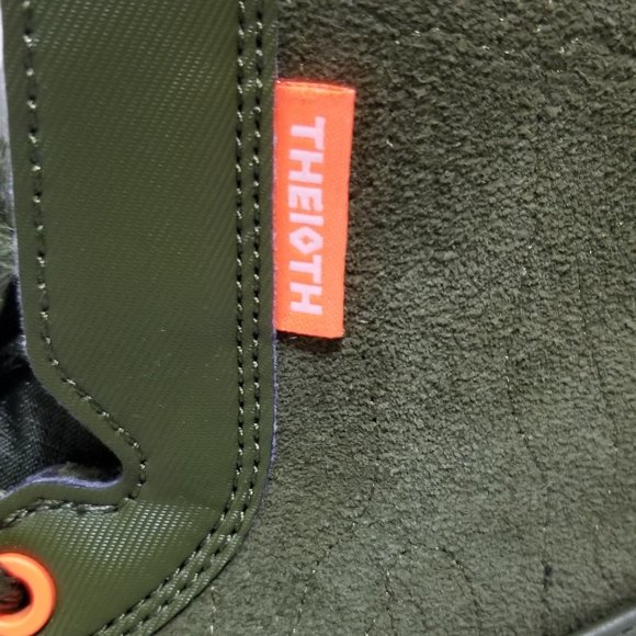NIKE Xarr ‘the10th’ Mountain Boot in Triple-Green - Picture 12 of 16